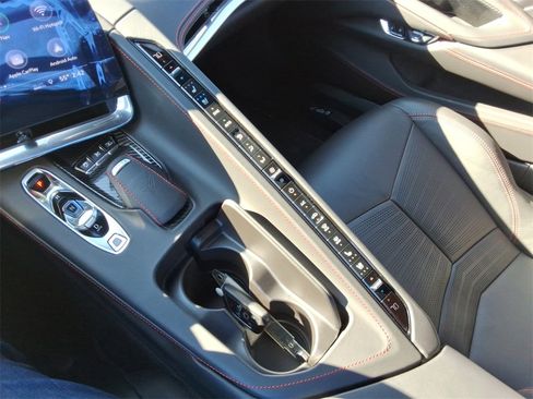 Used 2020 Chevrolet Corvette Stingray Premium Cpe w/ 3LT Preferred Equipment Group image 35