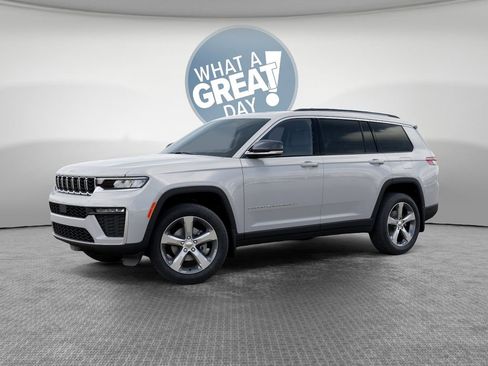 New 2026 Jeep Grand Cherokee L Limited w/ Trailer Tow Package AWD/4WD image 3
