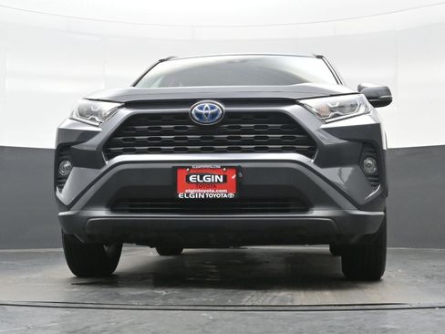 Used 2020 Toyota RAV4 XLE image 27