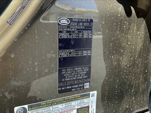 New 2025 Land Rover Defender 110 X-Dynamic SE image 36