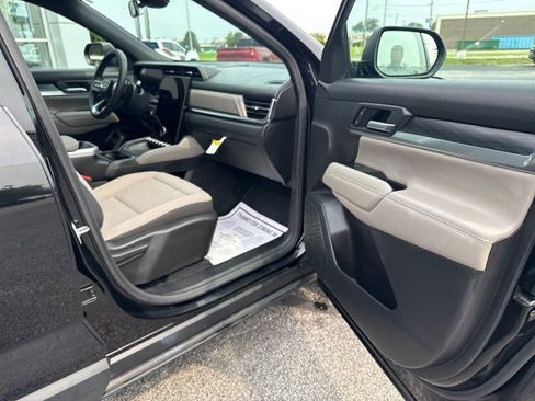 Used 2025 GMC Terrain Elevation AWD/4WD image 27