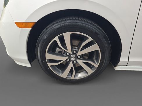 Used 2024 Honda Odyssey Touring image 10
