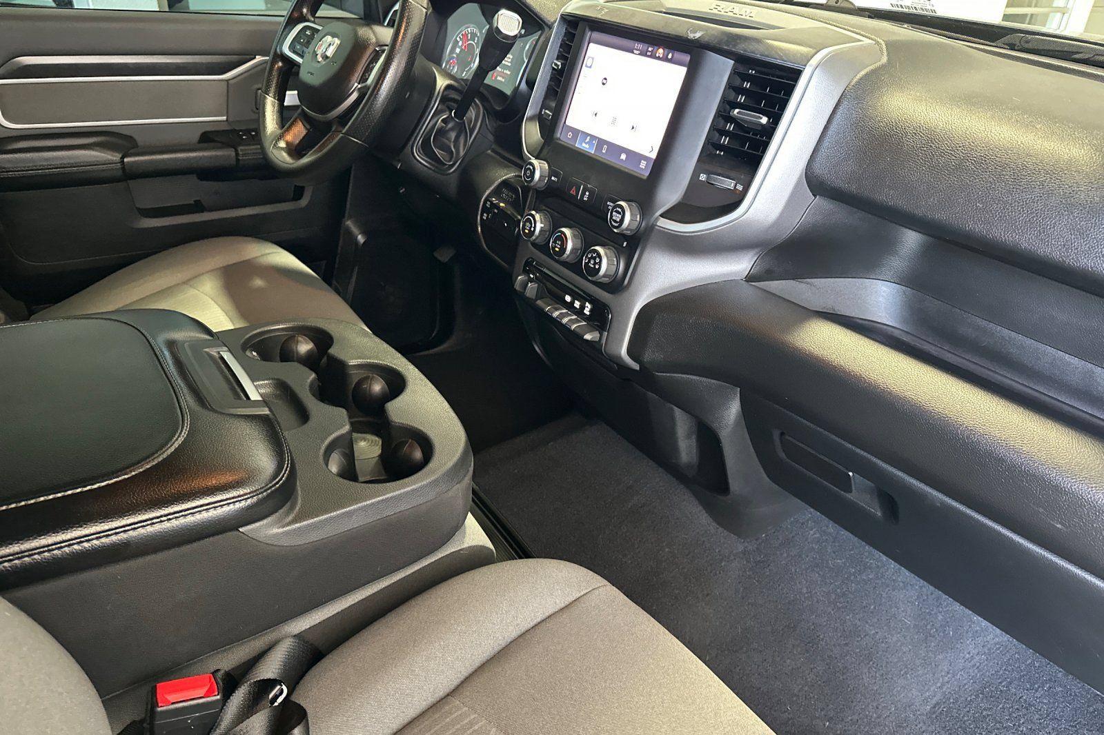 Used 2022 RAM 2500 Big Horn AWD/4WD image 15