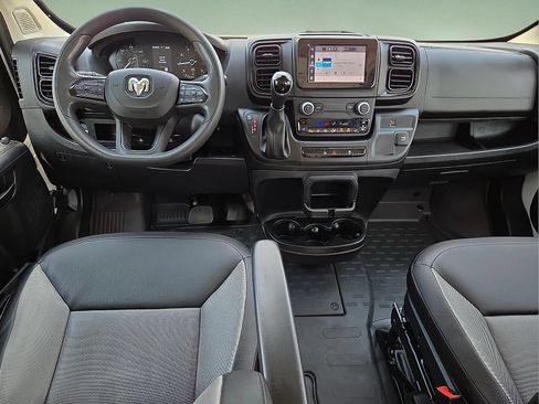 Used 2025 RAM ProMaster 2500 w/ Convenience Group FWD image 10