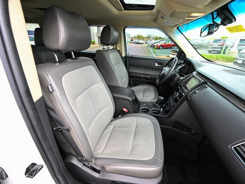 Used 2018 Ford Flex Limited w/ Equipment Group 303A AWD/4WD image 27