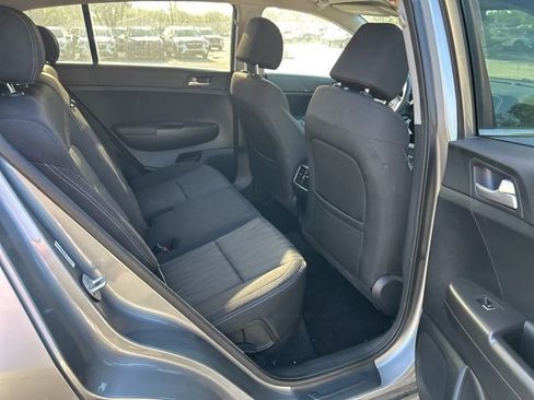 Used 2019 Kia Sportage LX image 8
