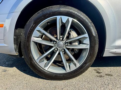 Used 2018 Audi A4 2.0T allroad Prestige w/ Prestige Package AWD/4WD image 13