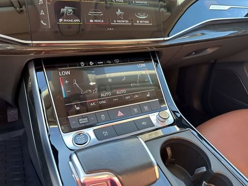 Used 2021 Audi Q7 2.0T Premium Plus w/ Premium Plus Package image 31