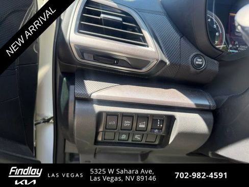 Used 2024 Subaru Forester Premium AWD/4WD image 12