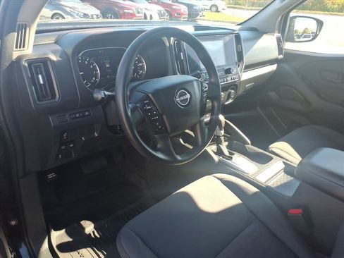 Used 2025 Nissan Frontier S image 10