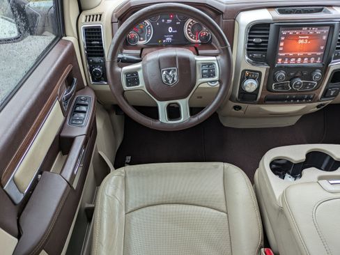 Used 2017 RAM 1500 Laramie w/ Convenience Group image 16