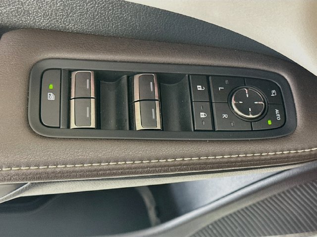 Used 2025 Lexus RX 350 Premium Plus w/ Convenience Package FWD image 17