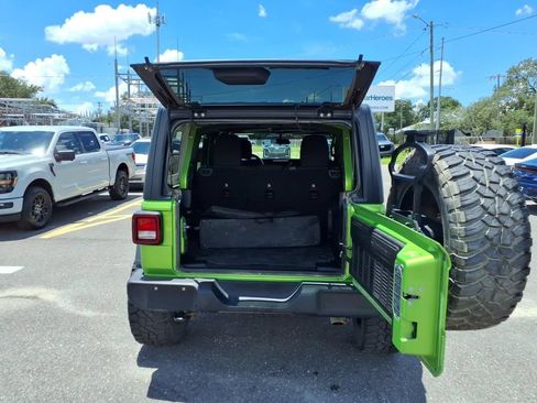 Used 2018 Jeep Wrangler Unlimited Sport S AWD/4WD image 19