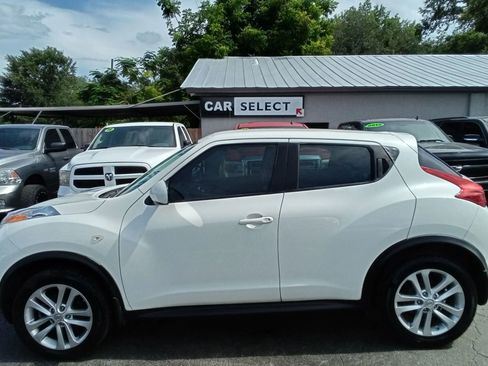 Used 2013 Nissan Juke S image 8
