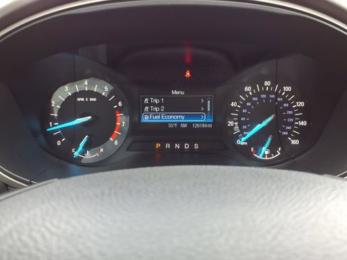 Used 2015 Ford Fusion SE w/ Equipment Group 202A image 15