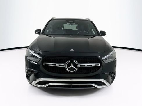 Certified 2025 Mercedes-Benz GLA 250 image 2