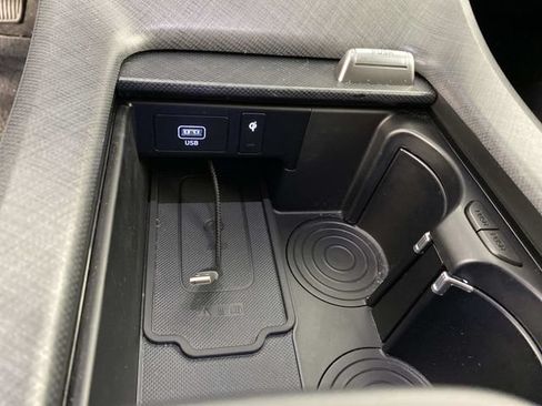 Used 2024 Hyundai Palisade Limited AWD/4WD image 24