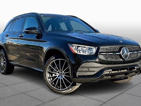 Used 2022 Mercedes-Benz GLC 300 image 2