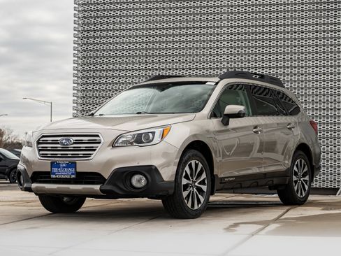 Used 2015 Subaru Outback 2.5i Limited image 7