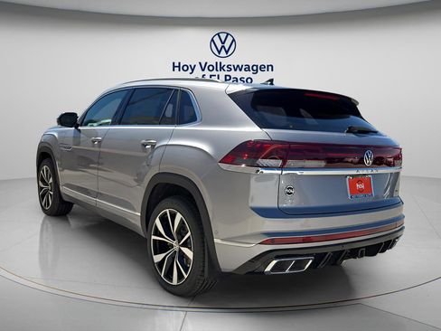 New 2026 Volkswagen Atlas Cross Sport SEL Premium R-Line AWD/4WD image 4