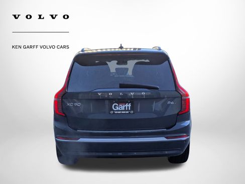 New 2026 Volvo XC90 B6 Plus w/ Protection Package Premier image 4