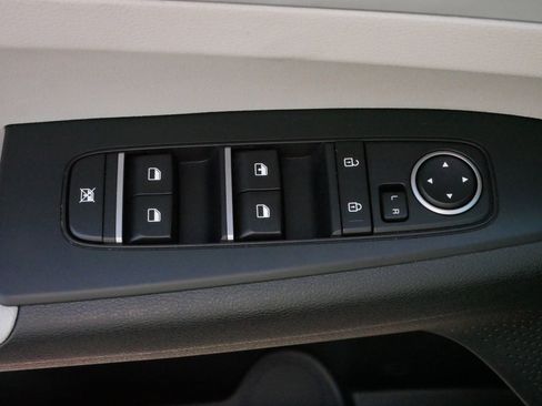 Used 2022 Kia Forte LXS image 19
