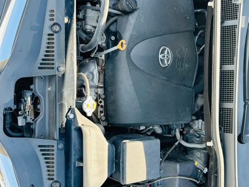 Used 2018 Toyota Sienna LE FWD image 30