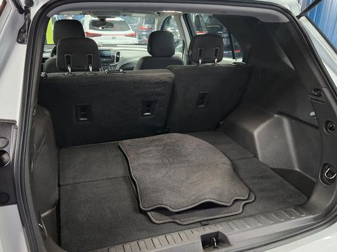 Used 2019 Chevrolet Equinox LS image 53