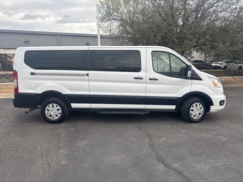 Used 2022 Ford Transit 350 XLT image 2