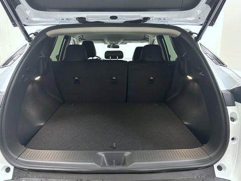 New 2026 Nissan Murano SV image 9