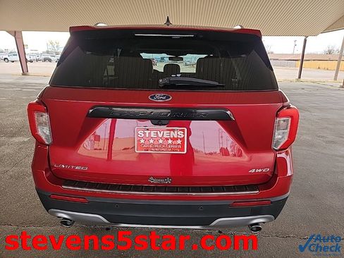Used 2022 Ford Explorer Limited w/ Equipment Group 301A image 9