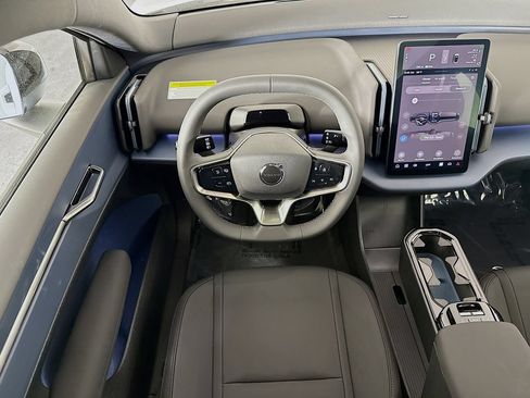 New 2026 Volvo EX30 Plus AWD/4WD image 22
