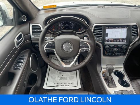 Used 2018 Jeep Grand Cherokee Summit w/ Platinum Series Group AWD/4WD image 17