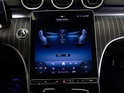 Used 2024 Mercedes-Benz C 300 Sedan image 34