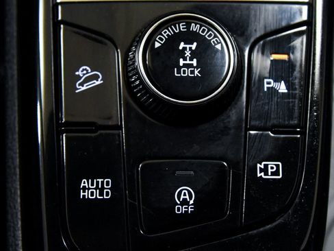 Used 2025 Kia Sportage EX w/ Premium Package image 30