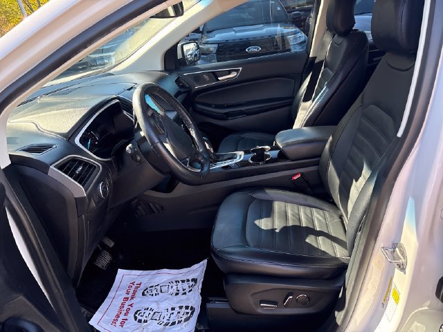 Used 2018 Ford Edge SEL w/ Equipment Group 201A AWD/4WD image 8