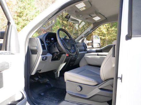 Used 2017 Ford F350 XL w/ Power Equipment Group image 15