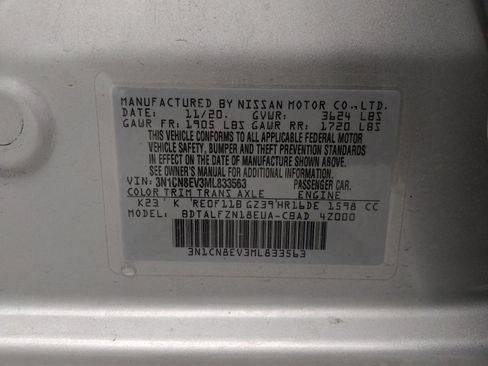 Used 2021 Nissan Versa SV image 33
