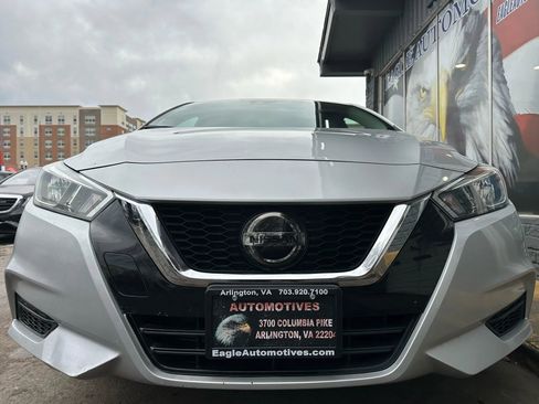Used 2021 Nissan Versa SV image 8