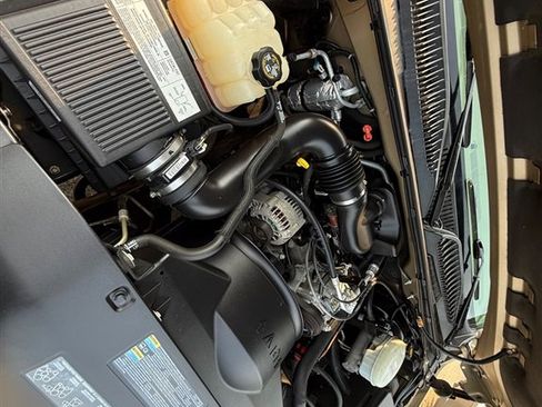 Used 2004 GMC Sierra 1500 W/T RWD image 14