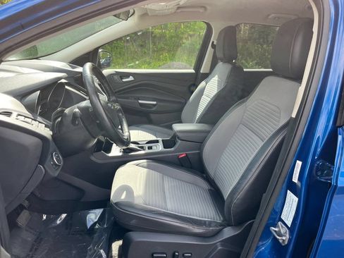 Used 2019 Ford Escape SE AWD/4WD image 9