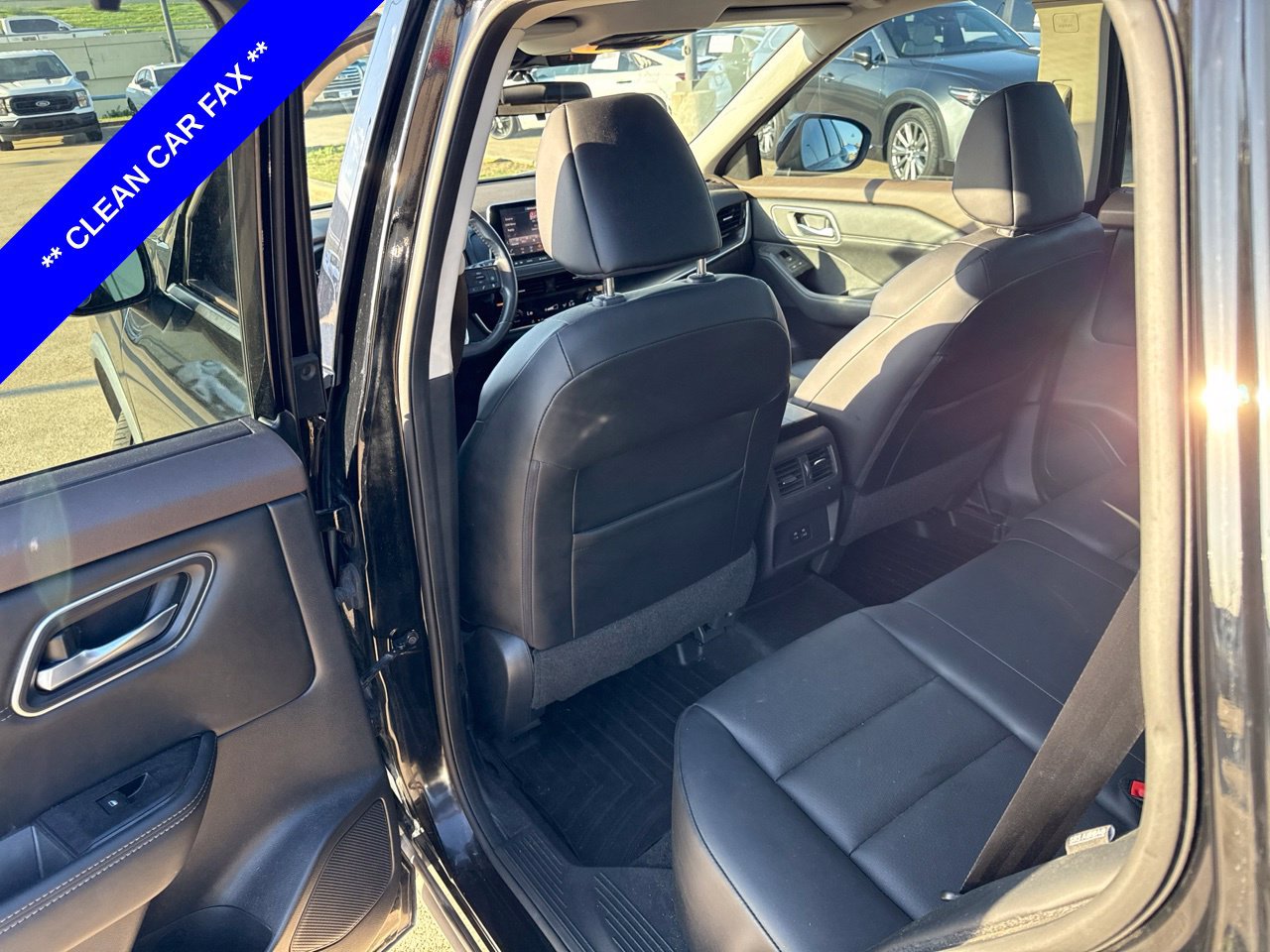 Used 2021 Nissan Rogue SV w/ Premium Package FWD image 7