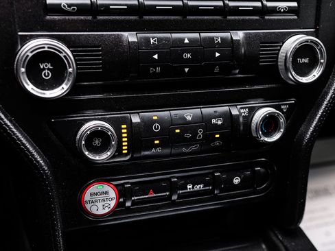 Used 2017 Ford Mustang GT w/ GT Performance Package image 33