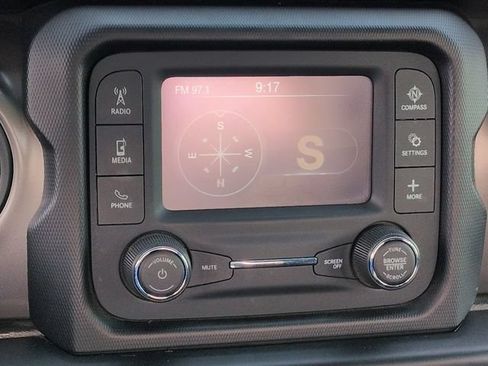 Used 2021 Jeep Wrangler Sport AWD/4WD image 21