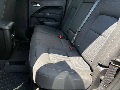 Used 2019 Chevrolet Colorado LT AWD/4WD image 13