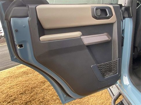 Used 2023 Ford Bronco Wildtrak image 47