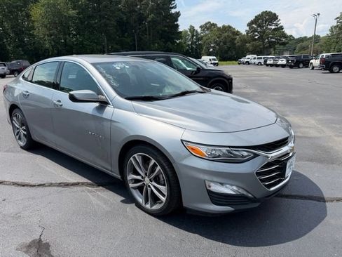 Certified 2024 Chevrolet Malibu LT FWD image 3