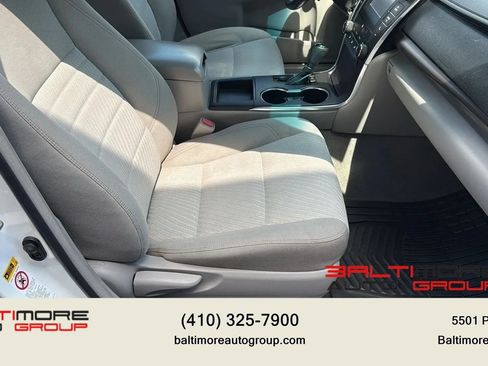 Used 2017 Toyota Camry LE FWD image 17