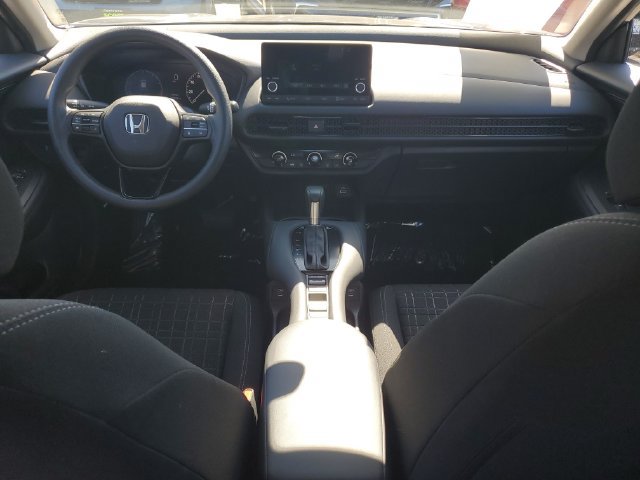 Certified 2024 Honda HR-V LX image 9