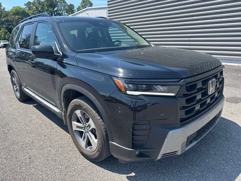 Used 2026 Honda Pilot EX-L image 3